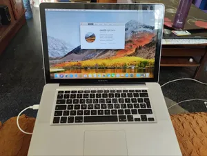 Laptop Apple MacBook Pro 2010 6GB Intel Core i5 HDD 320GB