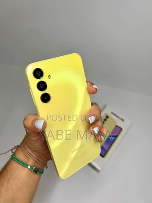 New Samsung Galaxy A16 5G 128 GB Yellow