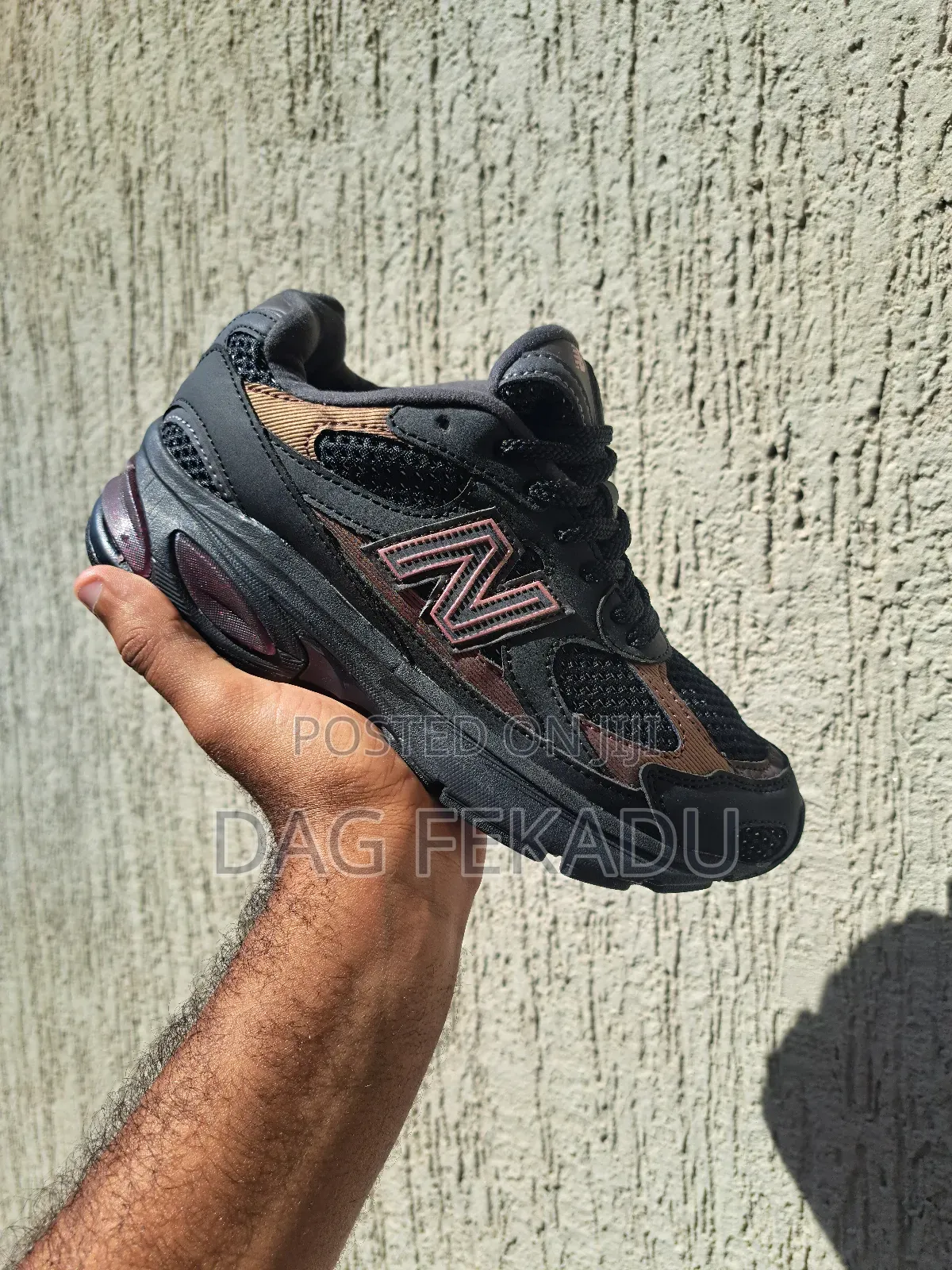 New Balance 210