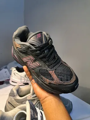 New Balance 210