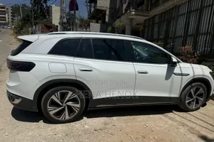Volkswagen ID.6 2022 White