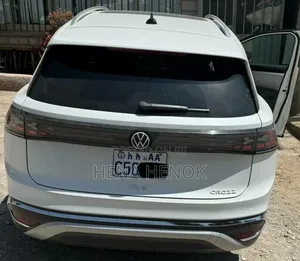Volkswagen ID.6 2022 White