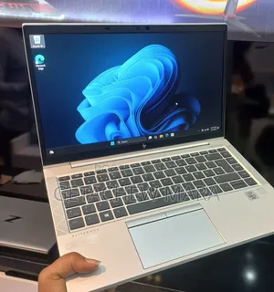 New Laptop HP EliteBook 840 G7 16GB Intel Core i7 SSD 512GB
