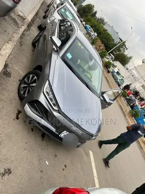 BYD E2 43 kWh 94 hp FWD 2025 Gray