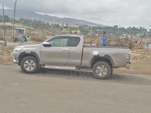 Toyota Hilux 2017