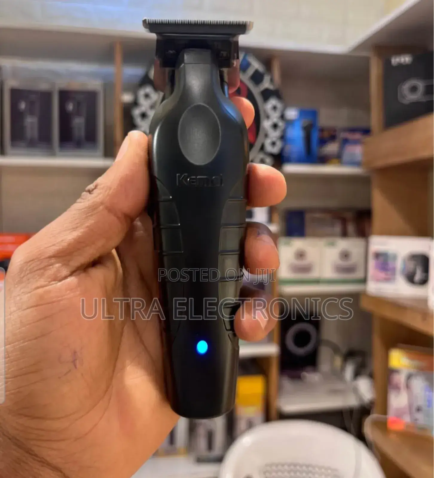 የፀጉር ማሽን Clipper. Features: It Is a Professional-Grade Trimm