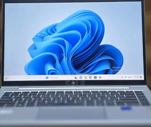 New Laptop HP EliteBook 640 G9 8GB Intel Core i7 SSD 512GB