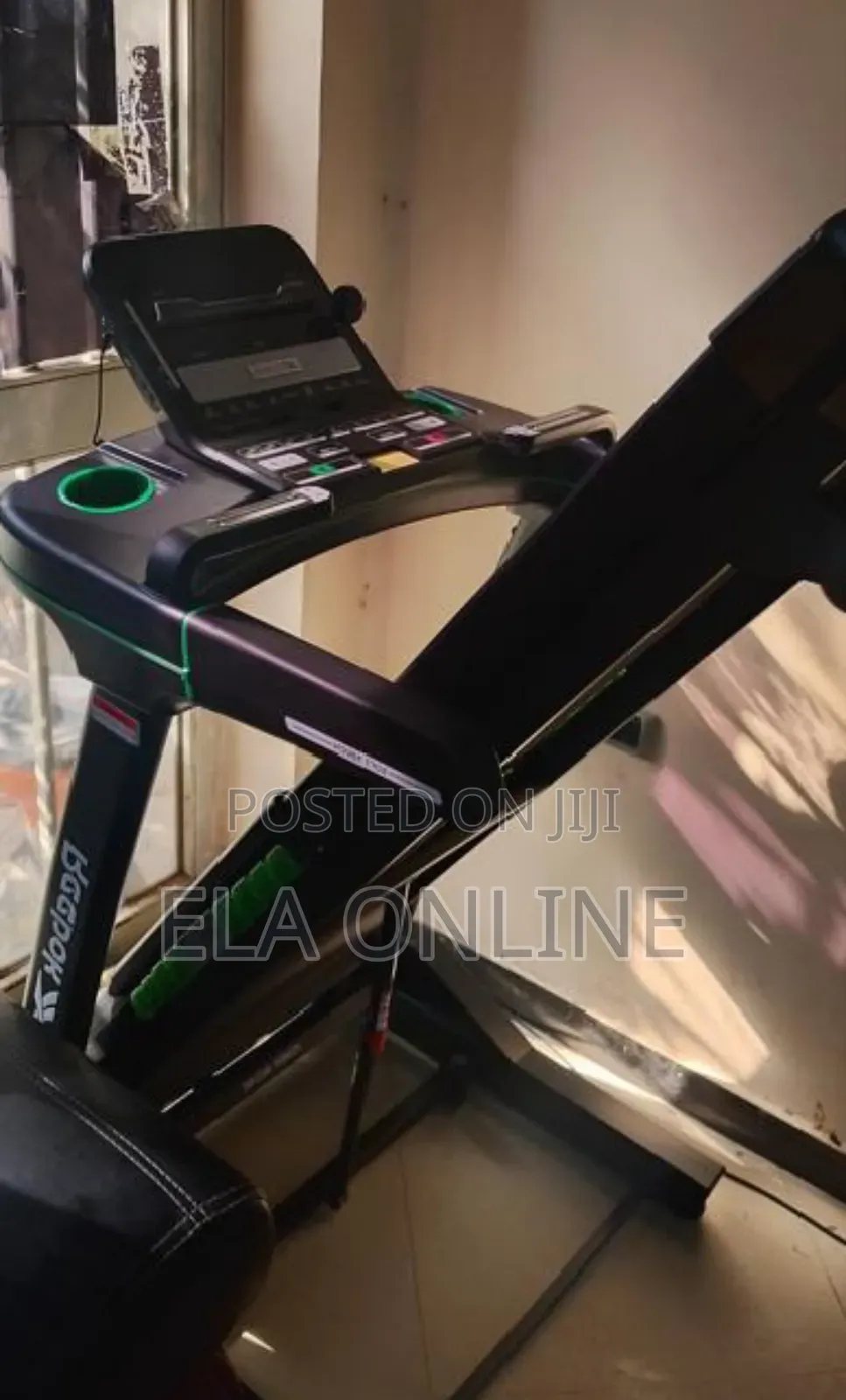 J200 Model Reebok Treadmill በቤትዎ ውስጥ ጤናማ እና የአካል ብቃት
