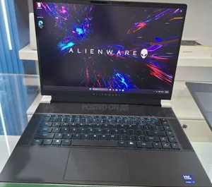 New Laptop Alienware X16 16GB Intel Core Ultra 7 SSD 1T