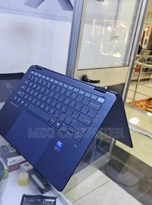 New Laptop HP OmniBook 7 14" 32GB Intel Core Ultra 7 SSD 1T