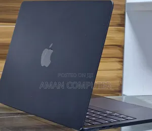 New Laptop Apple MacBook Air 2025 M4 15-inch 16GB Apple M4 SSD 256GB