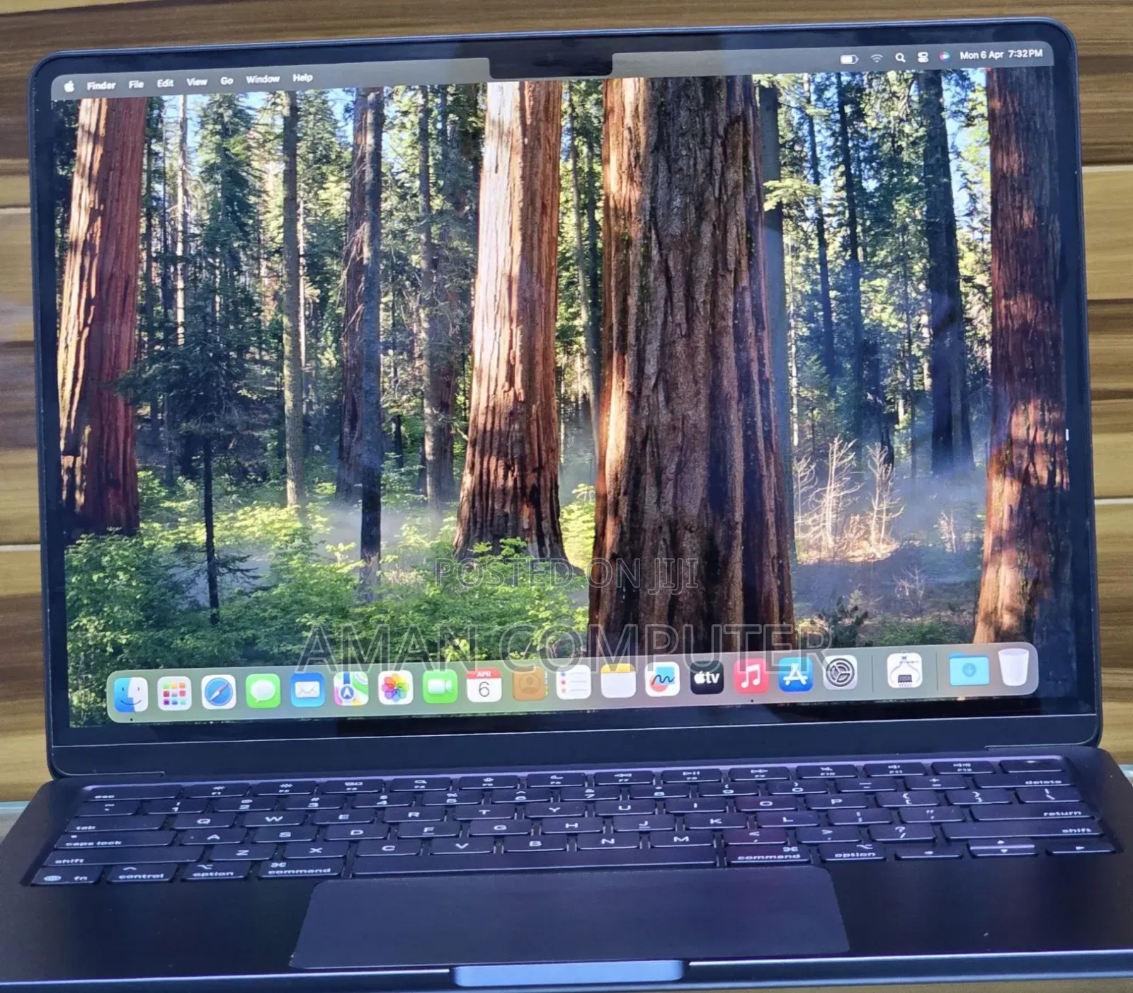New Laptop Apple MacBook Air 2025 M4 15-inch 16GB Apple M4 SSD 256GB