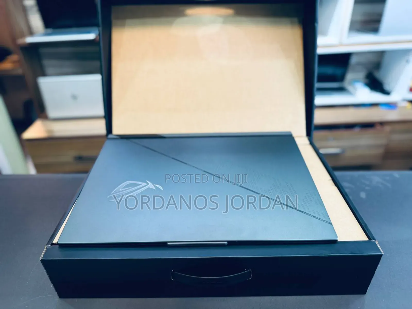 New Laptop Asus ROG Strix G17 16GB Intel Core i9 SSD 1T