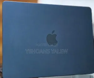 New Laptop Apple MacBook Air 2025 M4 13-inch 16GB Apple M4 SSD 256GB