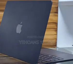 New Laptop Apple MacBook Air 2025 M4 13-inch 16GB Apple M4 SSD 256GB