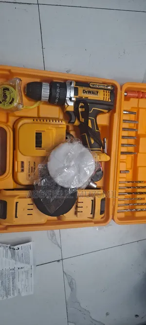 Dewalt Chargeable Drill