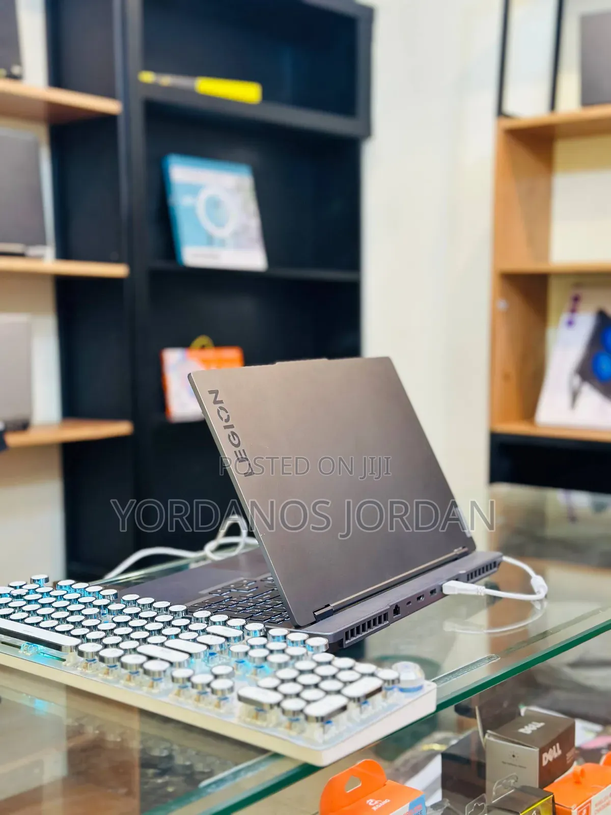 New Laptop Lenovo Legion Slim 5 16GB AMD Ryzen 7 SSD 512GB