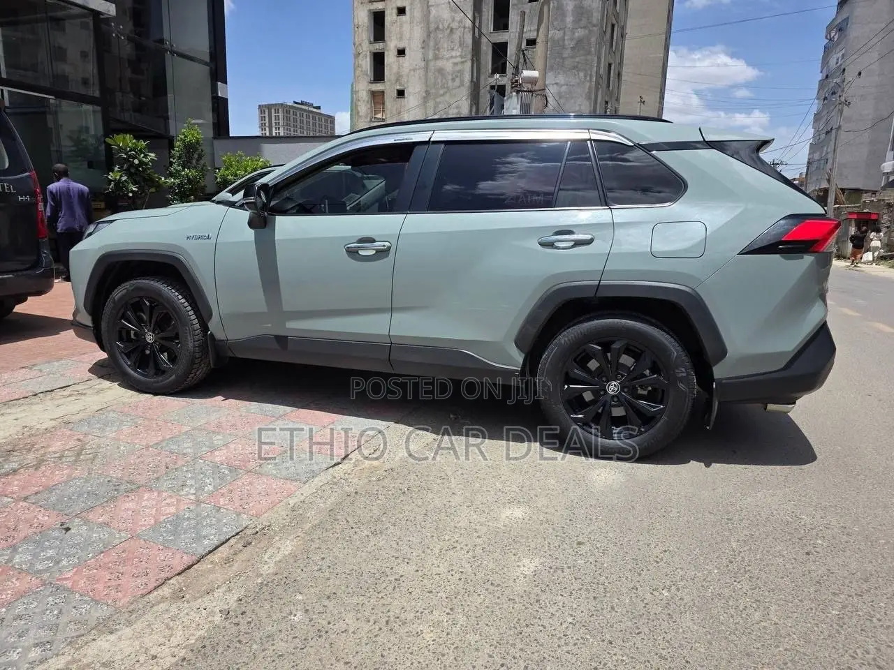 Toyota RAV4 2024 Green