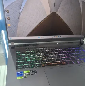 New Laptop Asus ROG Strix G16 G614 16GB Intel Core i7 SSD 1T