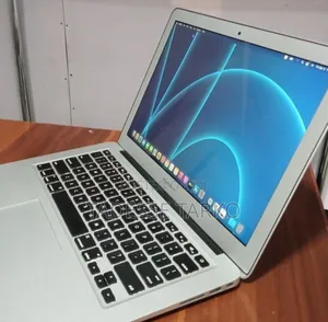 New Laptop Apple MacBook 2015 8GB Intel Core i5 SSD 128GB