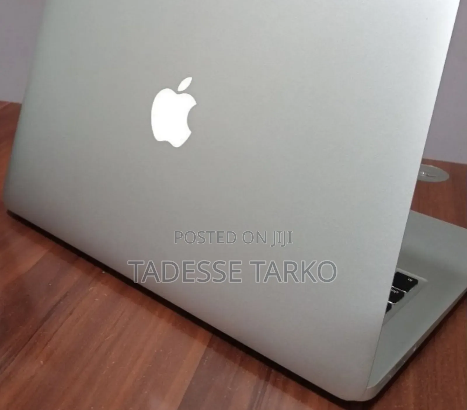 New Laptop Apple MacBook 2015 8GB Intel Core i5 SSD 128GB