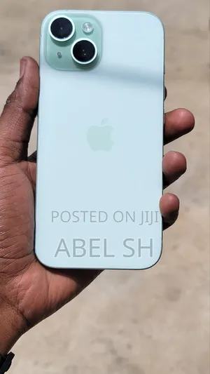 Apple iPhone 15 128 GB Green