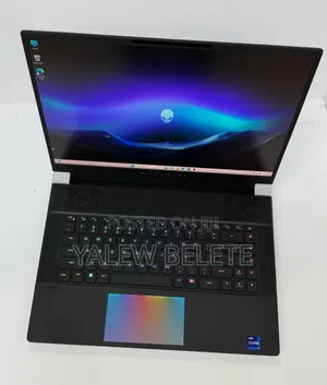 New Laptop Alienware X16 32GB Intel Core i9 SSD 1T