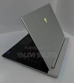 New Laptop Alienware X16 32GB Intel Core i9 SSD 1T