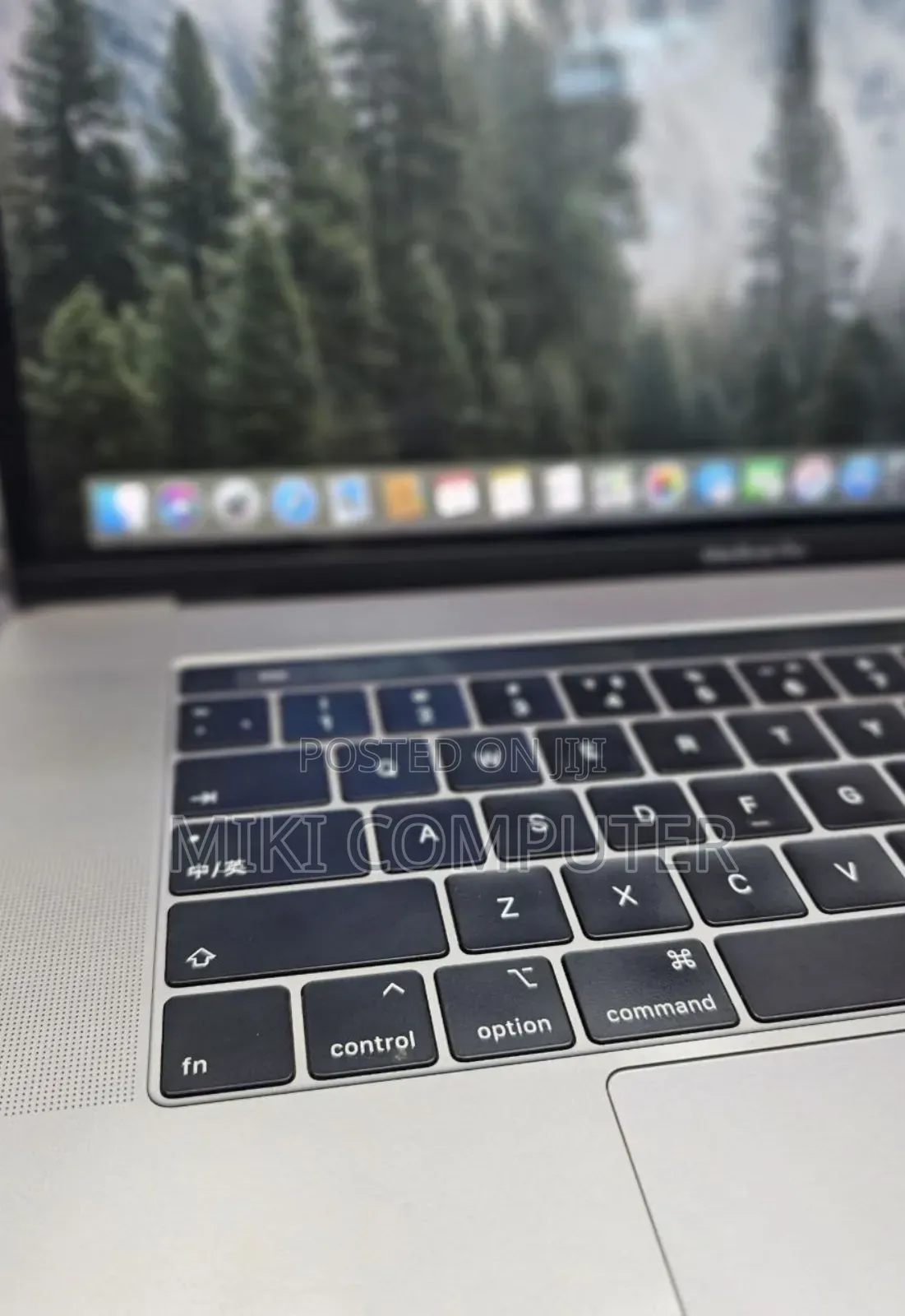New Laptop Apple MacBook 2019 16GB Intel Core i9 SSD 512GB