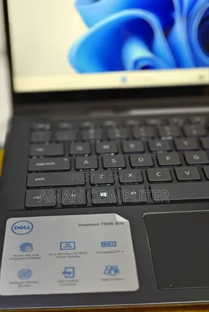 New Laptop Dell Inspiron 7306 16GB Intel Core i7 SSD 512GB