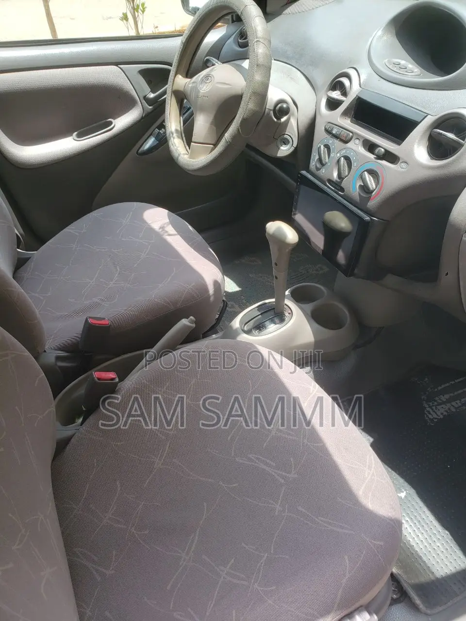 Toyota Platz 2001 Gray
