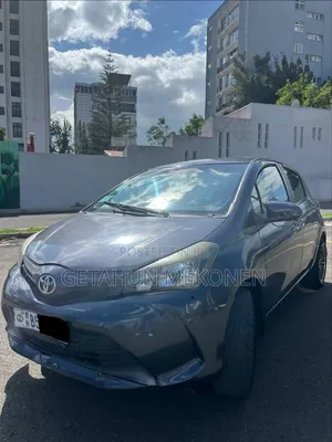 Toyota Yaris 2013 Gray