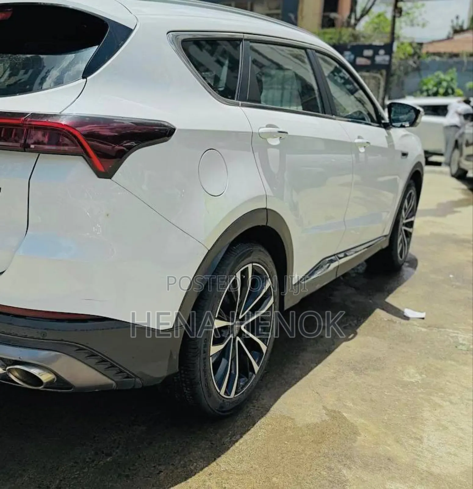 Jetour X70 Plus 2022 White