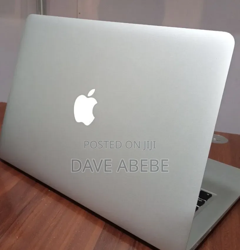 New Laptop Apple MacBook 2015 8GB Intel Core i5 SSD 128GB