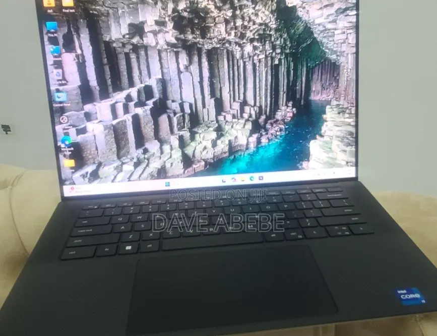 New Laptop Dell XPS 15 16GB Intel Core i7 SSD 512GB