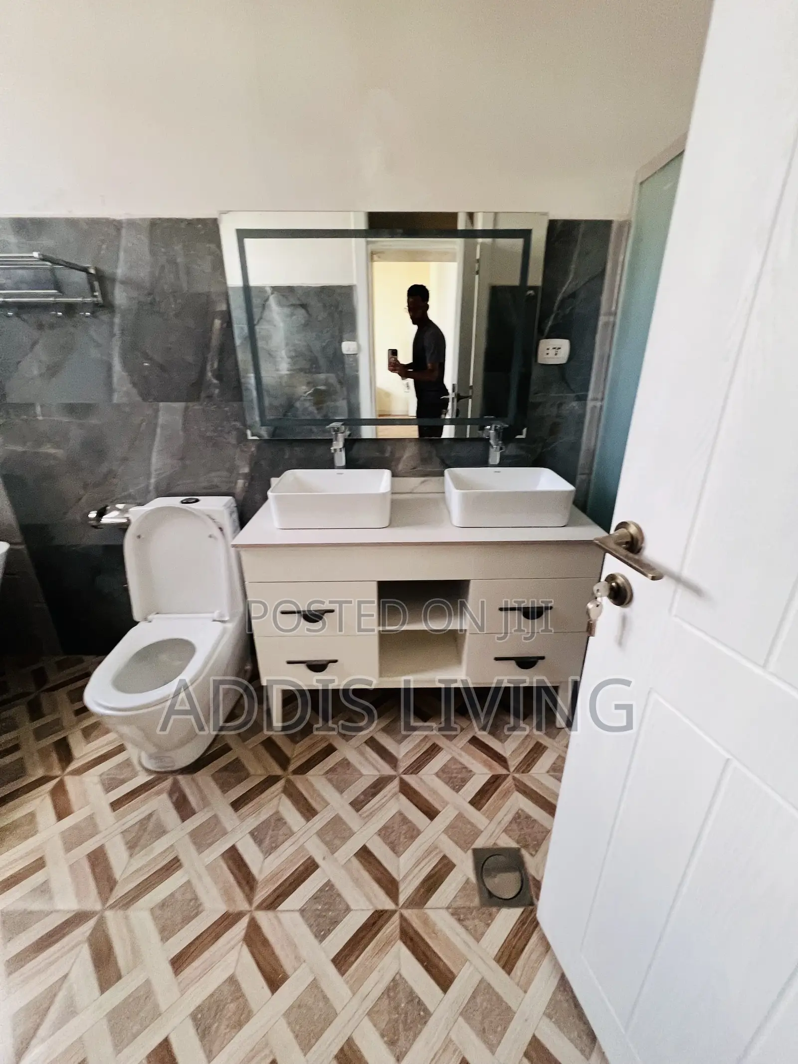 3bdrm Apartment in Bole for rent