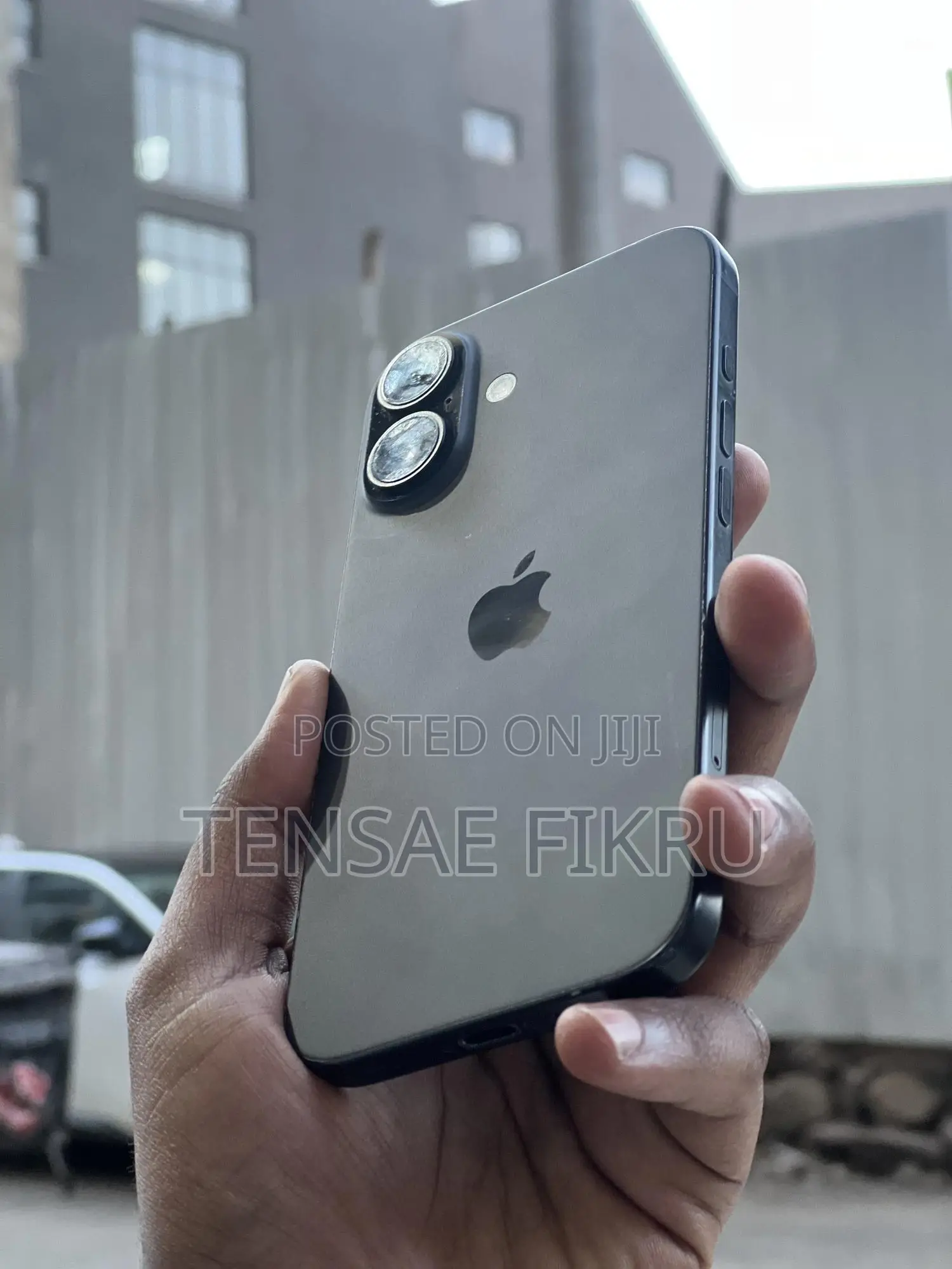New Apple iPhone 16 128 GB Black