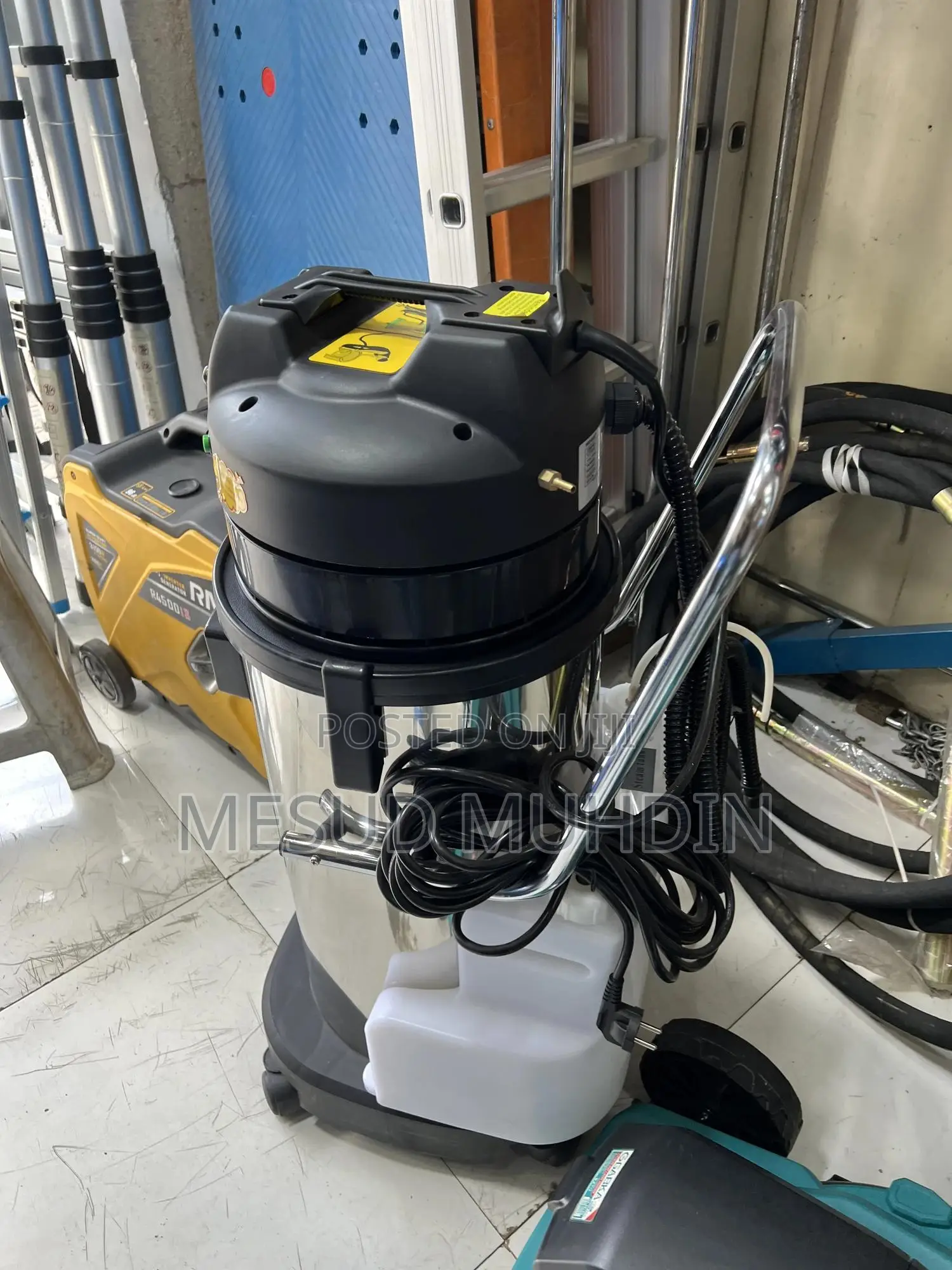 Red East Vacuum Cleaner