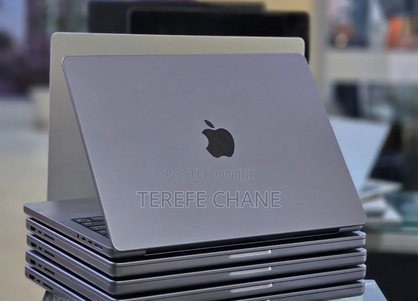 New Laptop Apple MacBook Pro M1 32GB Apple M1 Pro SSD 512GB