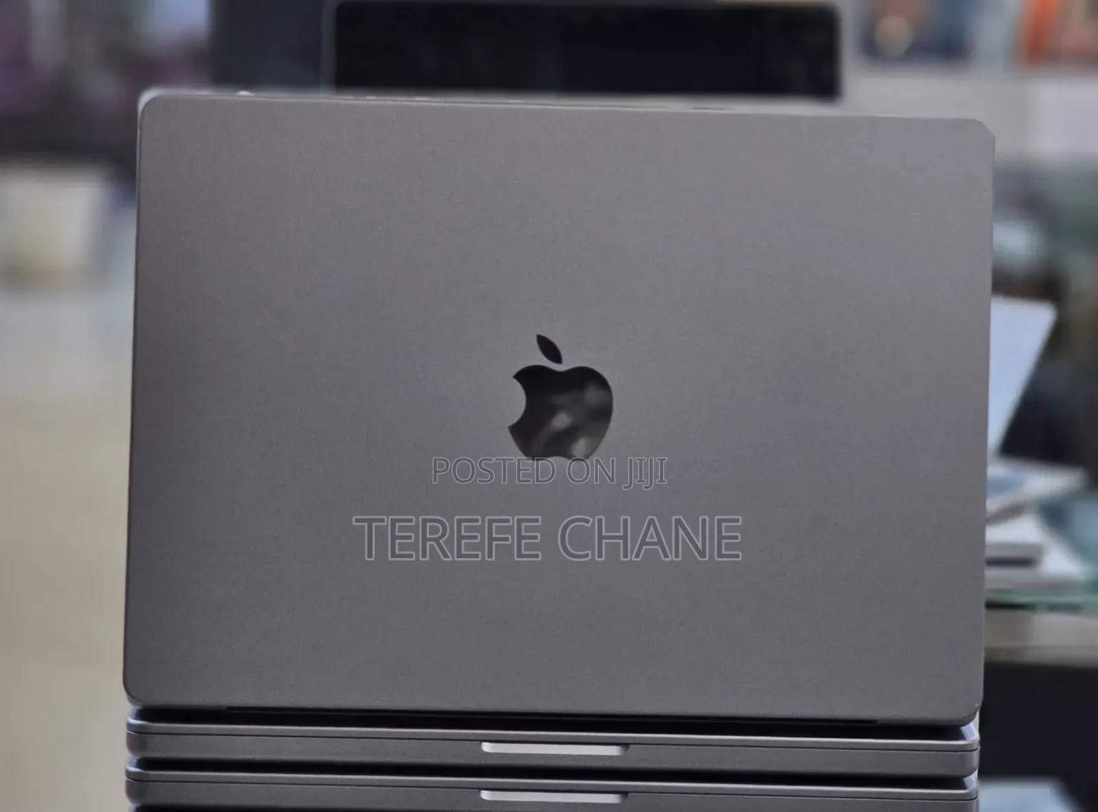 New Laptop Apple MacBook Pro M1 32GB Apple M1 Pro SSD 512GB