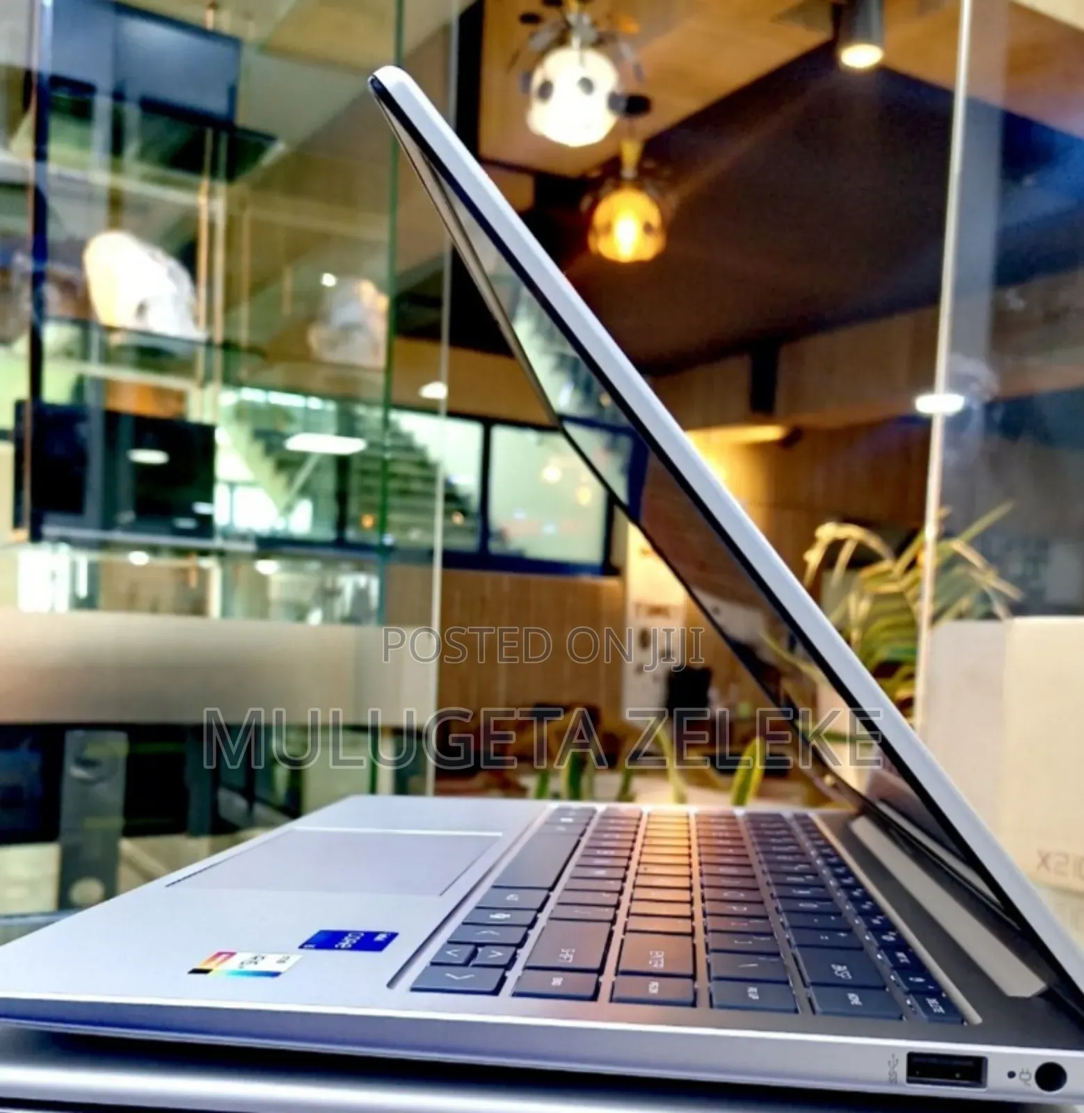 New Laptop HP Chromebook 13 16GB Intel Core i5 SSD 1T