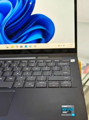 New Laptop Dell Inspiron 7306 16GB Intel Core i7 SSD 512GB