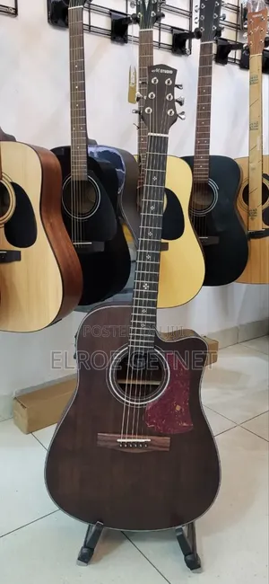 M -Studio Acoustic Guitar