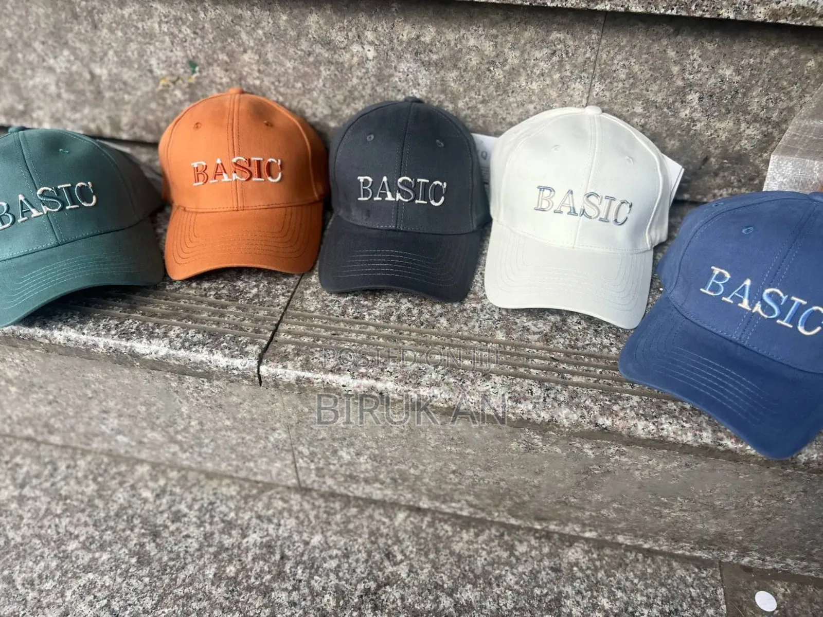 Basic Curved Brim Hat
