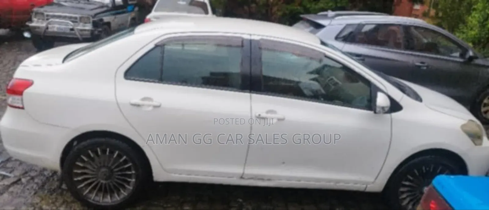 Toyota Yaris 2010 White
