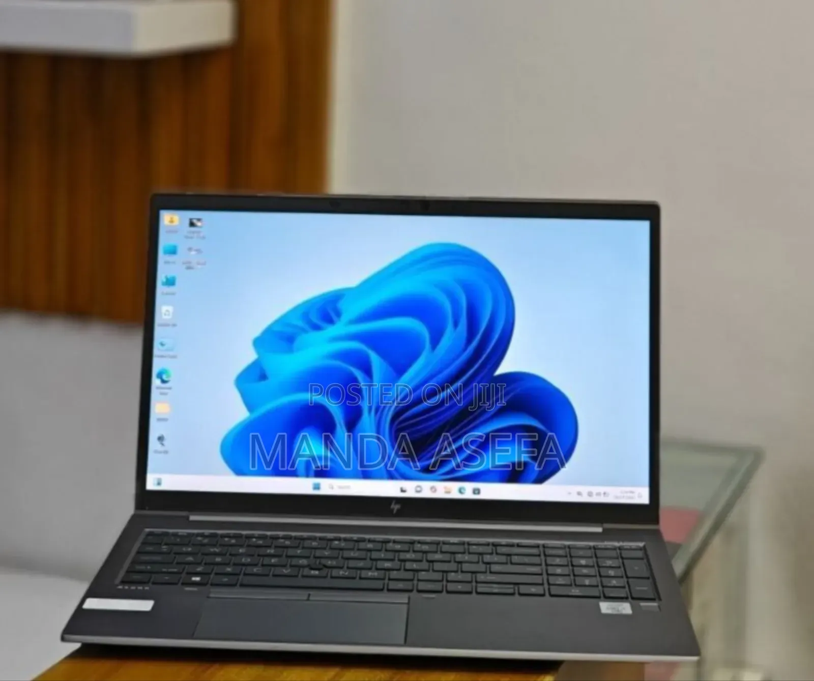 New Laptop HP ZBook Firefly 15 G7 16GB Intel Core i7 SSD 512GB