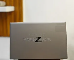 New Laptop HP ZBook Firefly 15 G7 16GB Intel Core i7 SSD 512GB