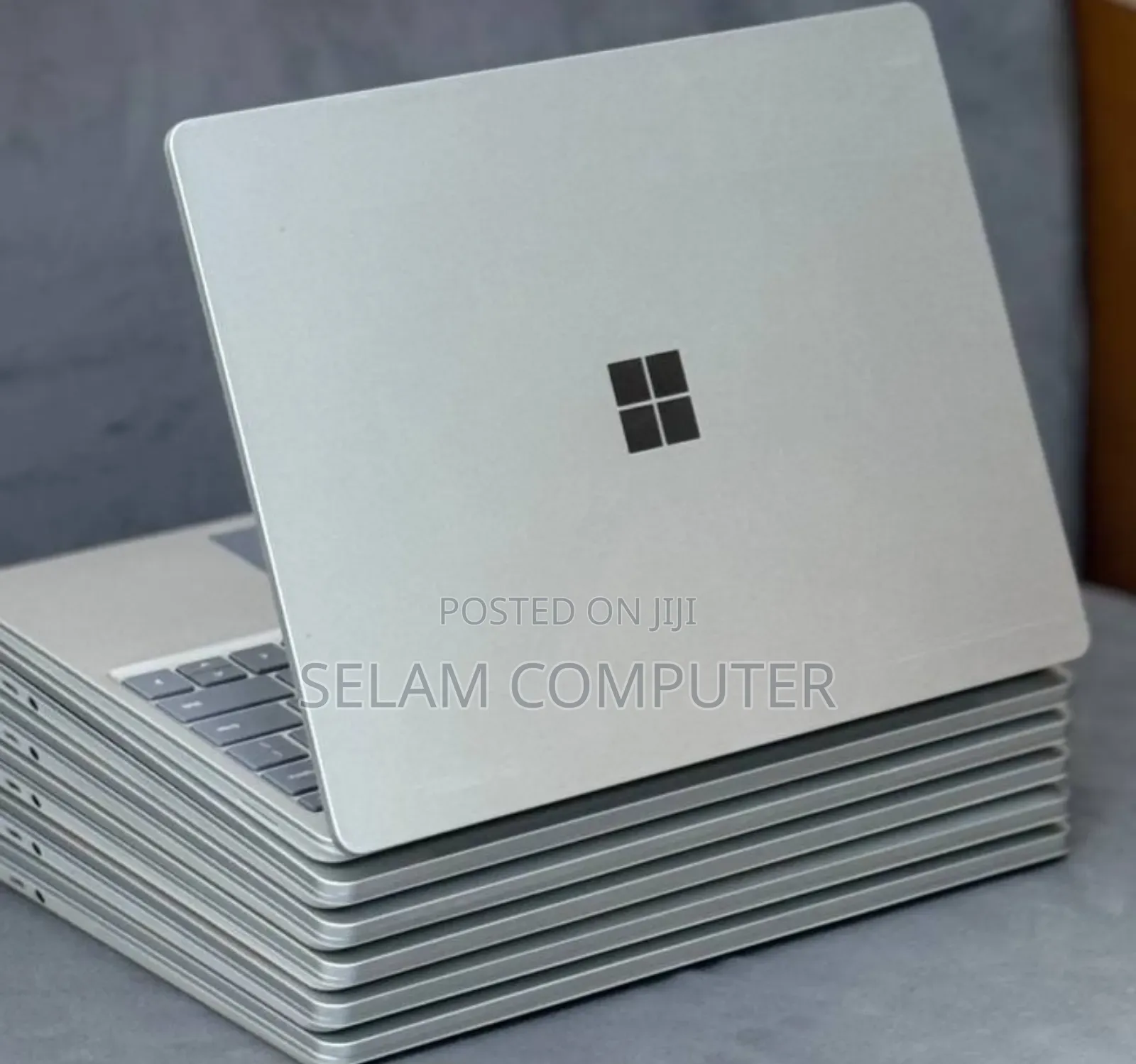 New Laptop Microsoft Surface 16GB Intel Core i5 SSD 256GB