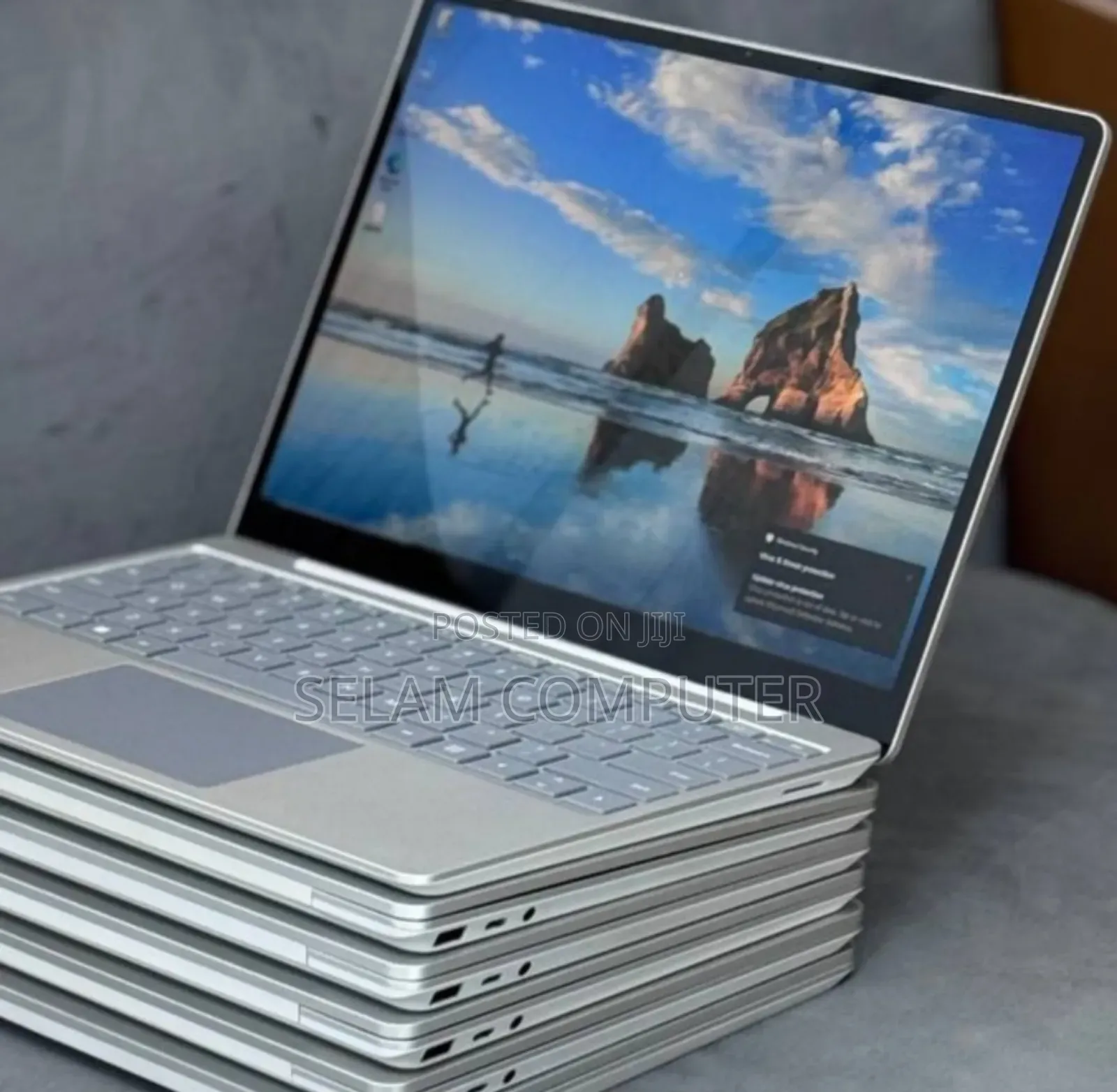 New Laptop Microsoft Surface 16GB Intel Core i5 SSD 256GB