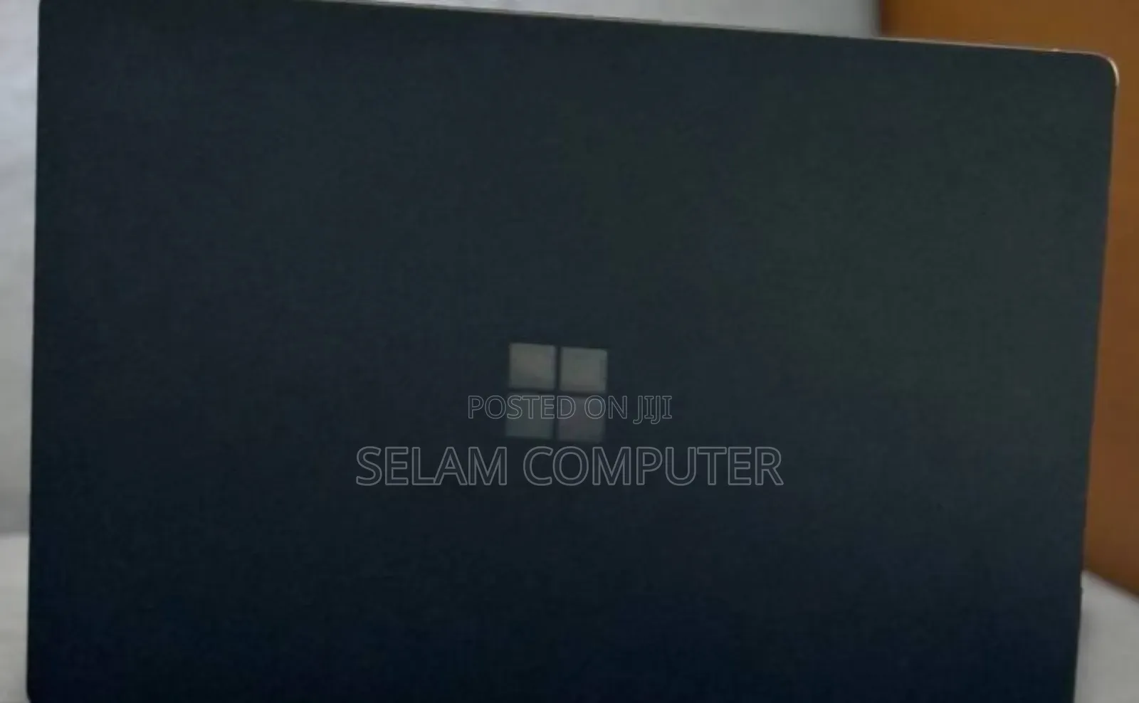New Laptop Microsoft Surface 16GB Intel Core i7 SSD 512GB